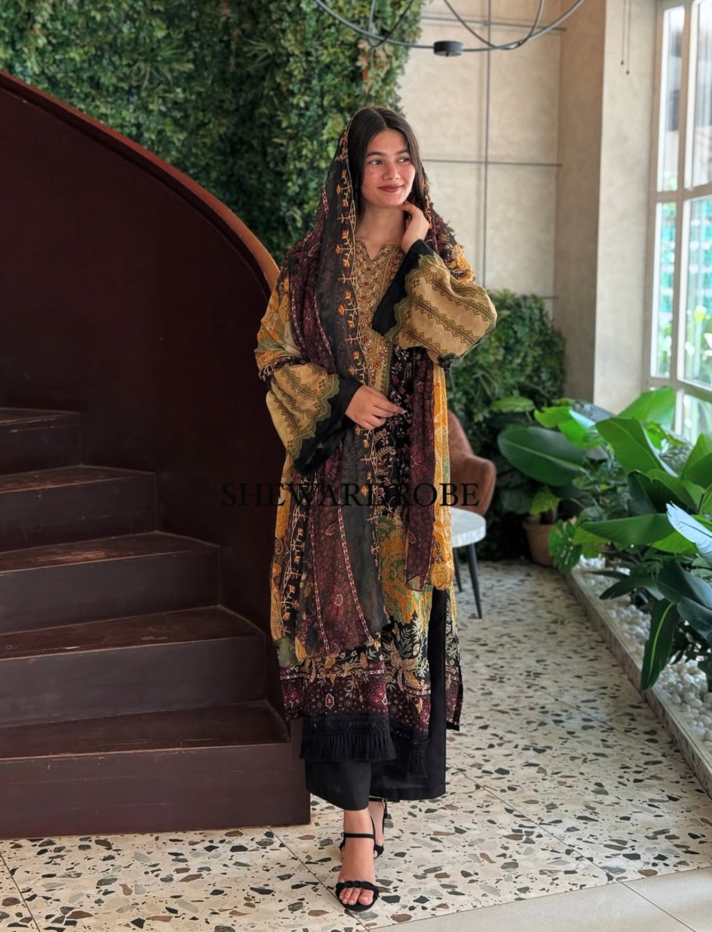 Multi Colour pakistani suit