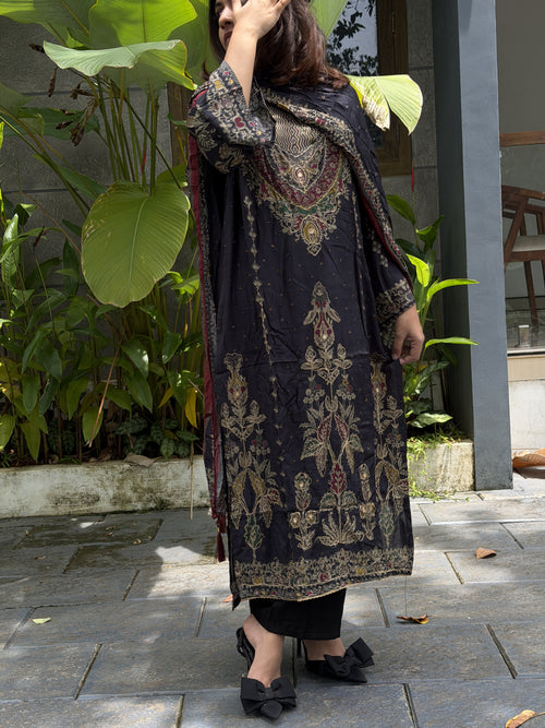 Black muslin suit