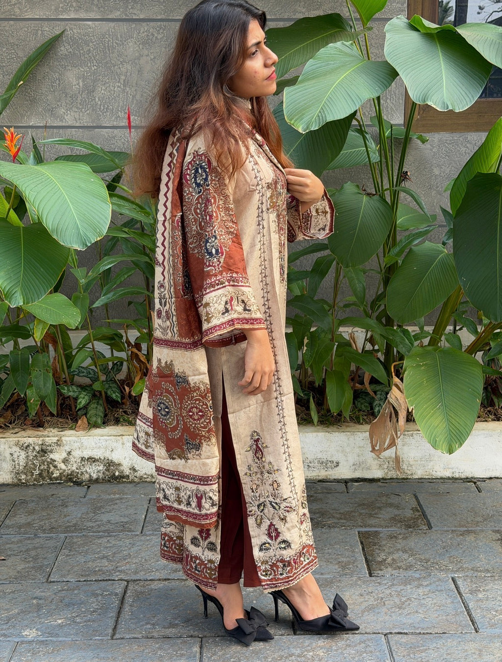 Brown muslin suit