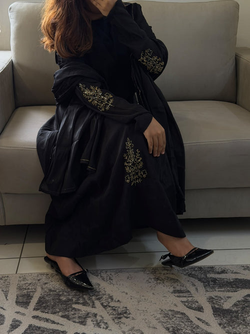 Black handworked suit-103