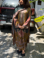 Multicoloured muslin suit